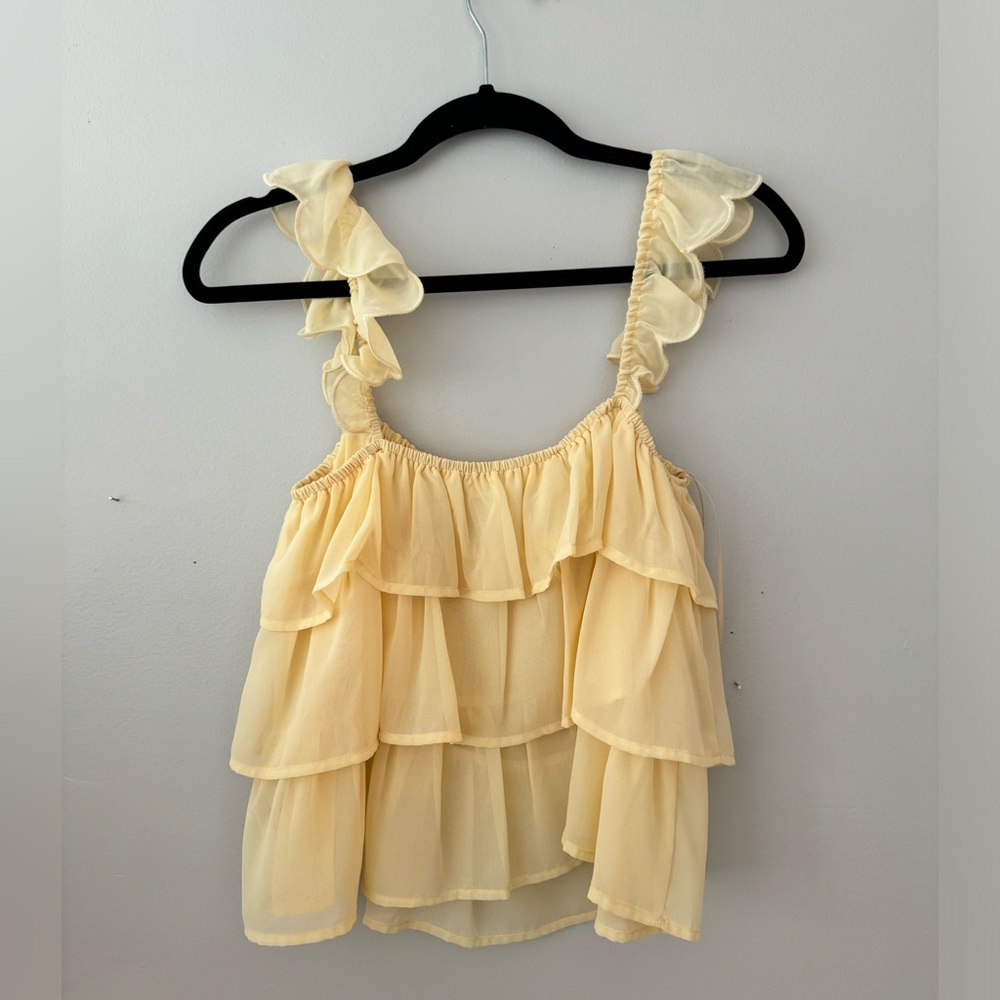 MOD Boutique Ruffle Top - Picture 2 of 3